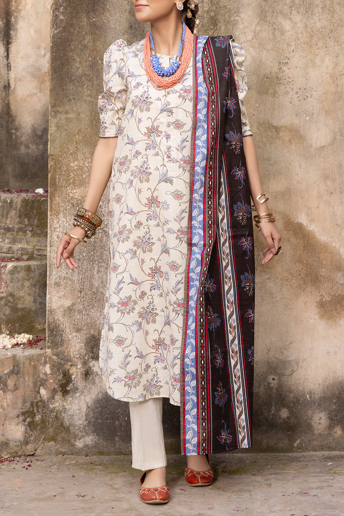 Unstitched Printed Warm Khaddar 3 Piece114075