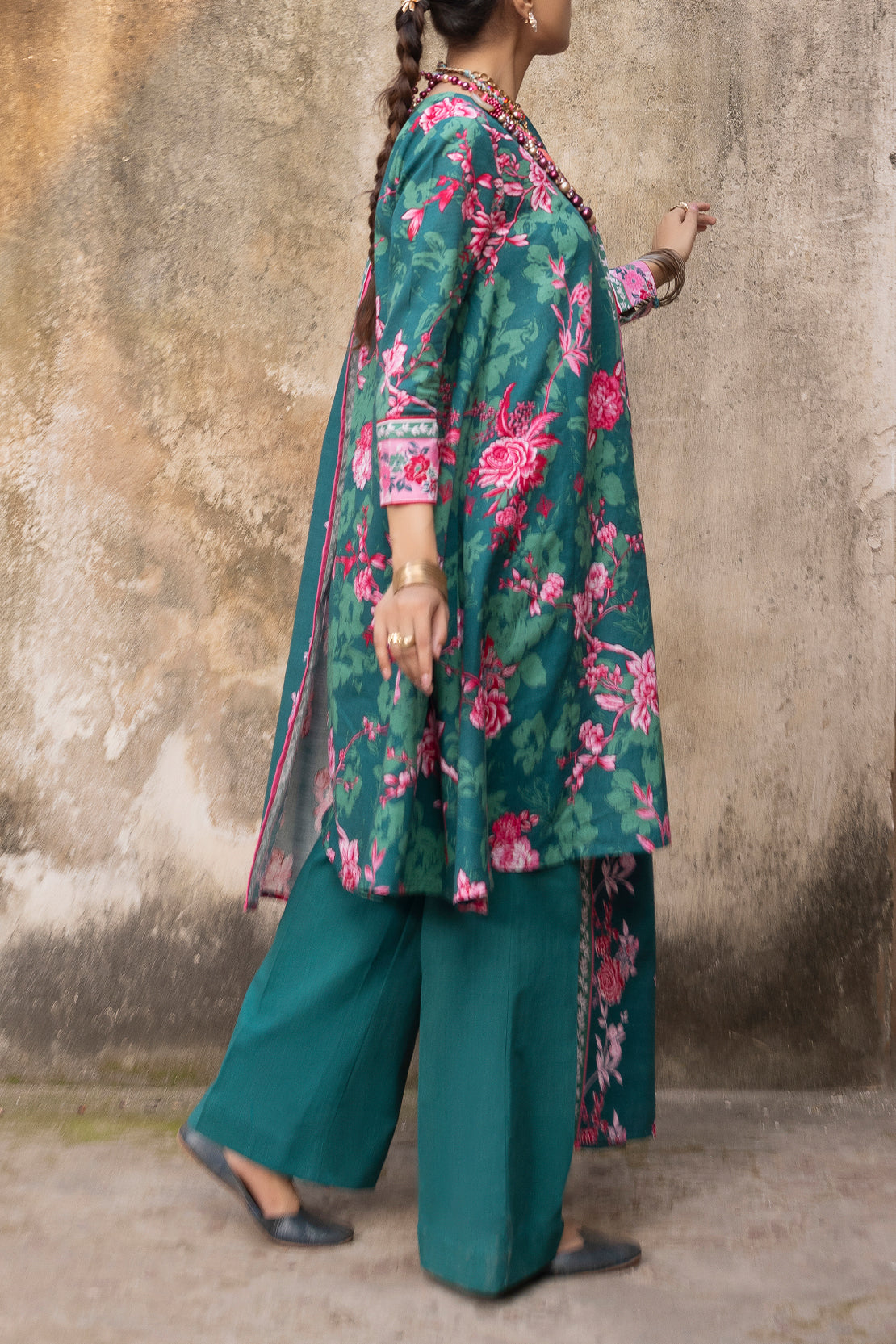 Unstitched Printed Warm Khaddar 3 Piece114079