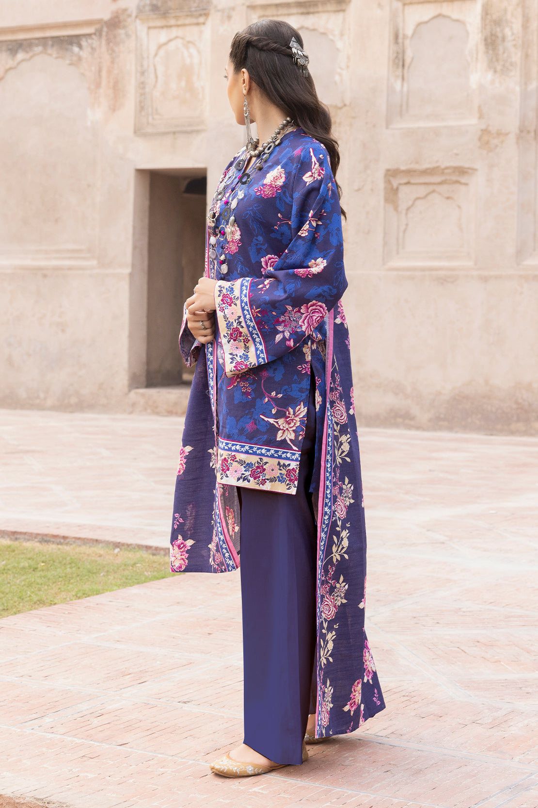 Unstitched Printed Warm Khaddar 3 Piece114080