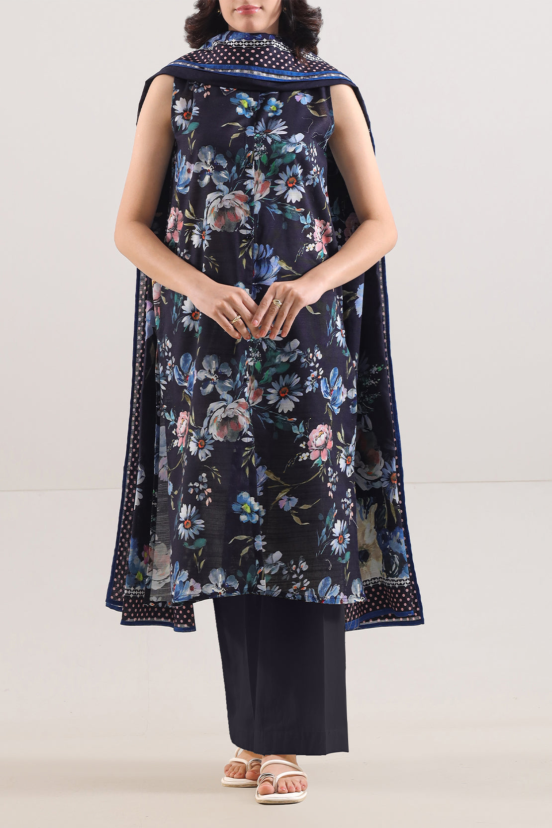 Unstitched Printed Cotton Khaddar 3 Piece114097