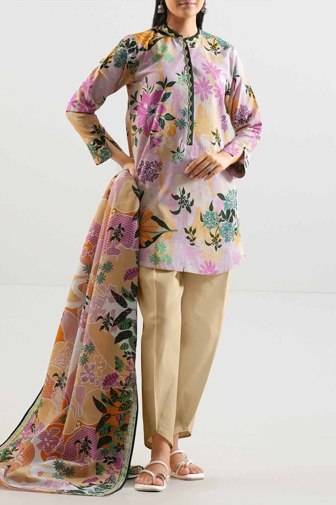 Unstitched Printed Cotton Khaddar 3 Piece117048