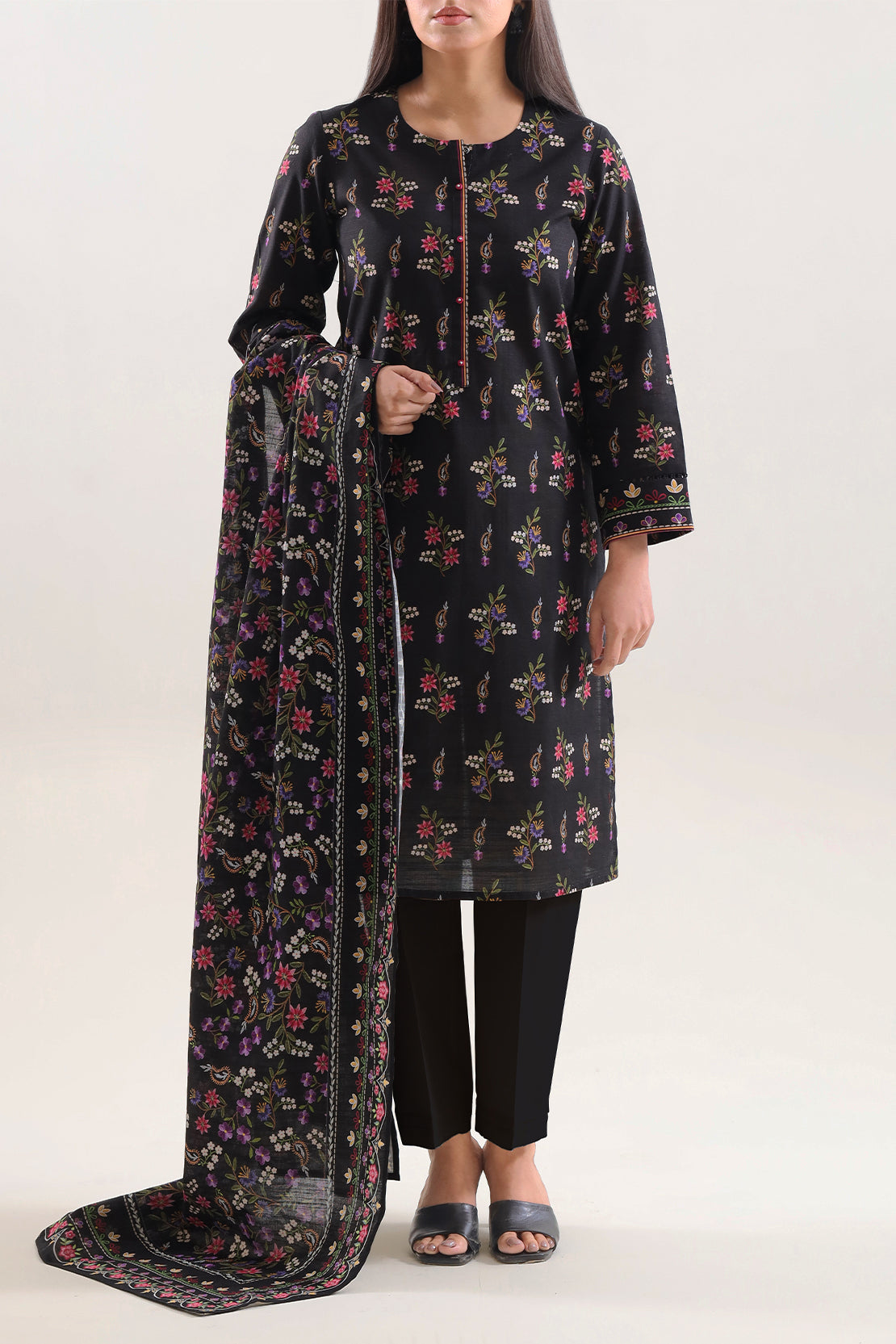 Unstitched Printed Cotton Khaddar 3 Piece125809