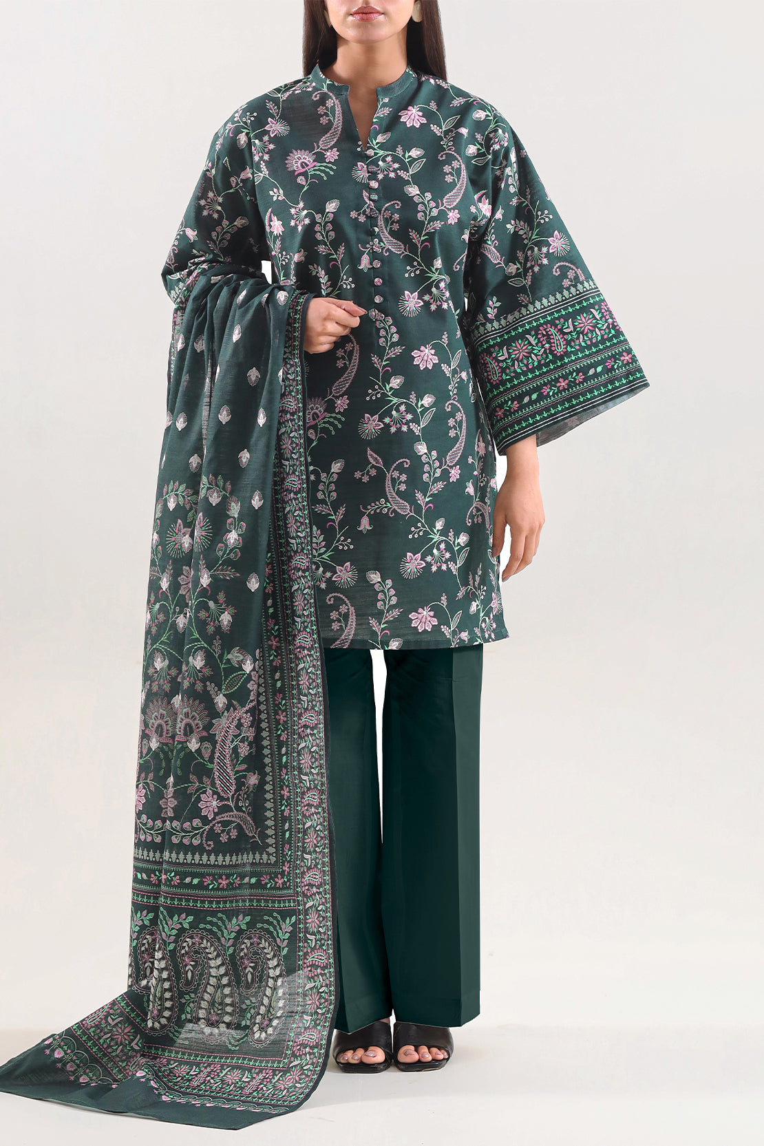 Unstitched Printed Cotton Khaddar 3 Piece125813