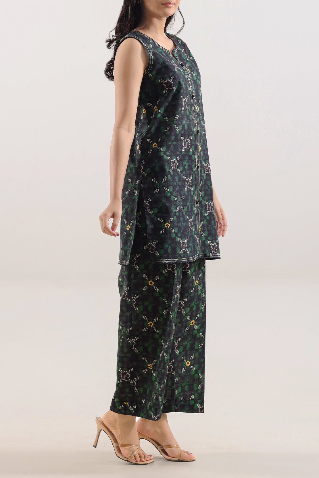 Unstitched Printed Khaddar 2 Piece (Shirt/Trouser)122302