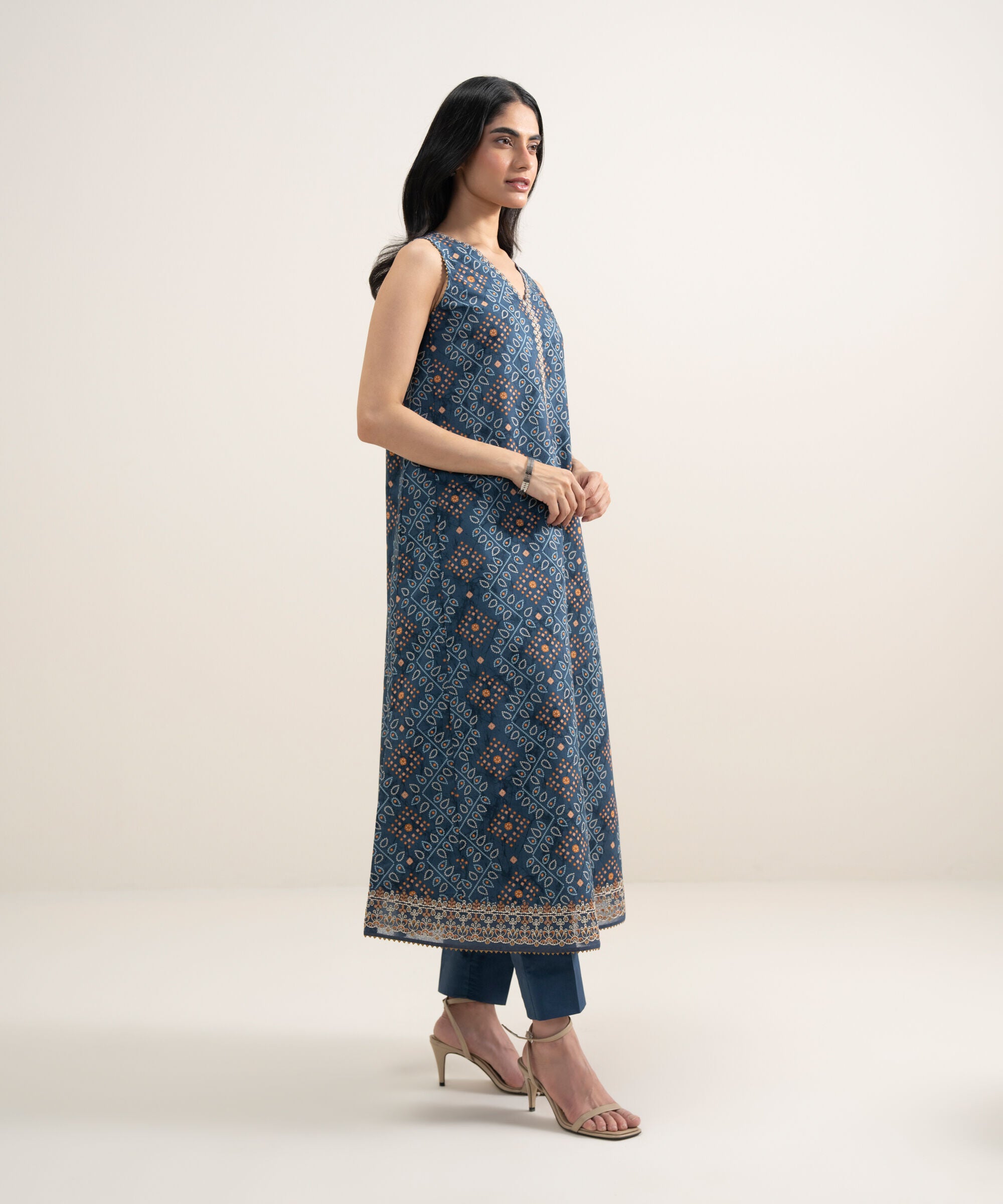 2 Piece - Embroidered Lawn Suit