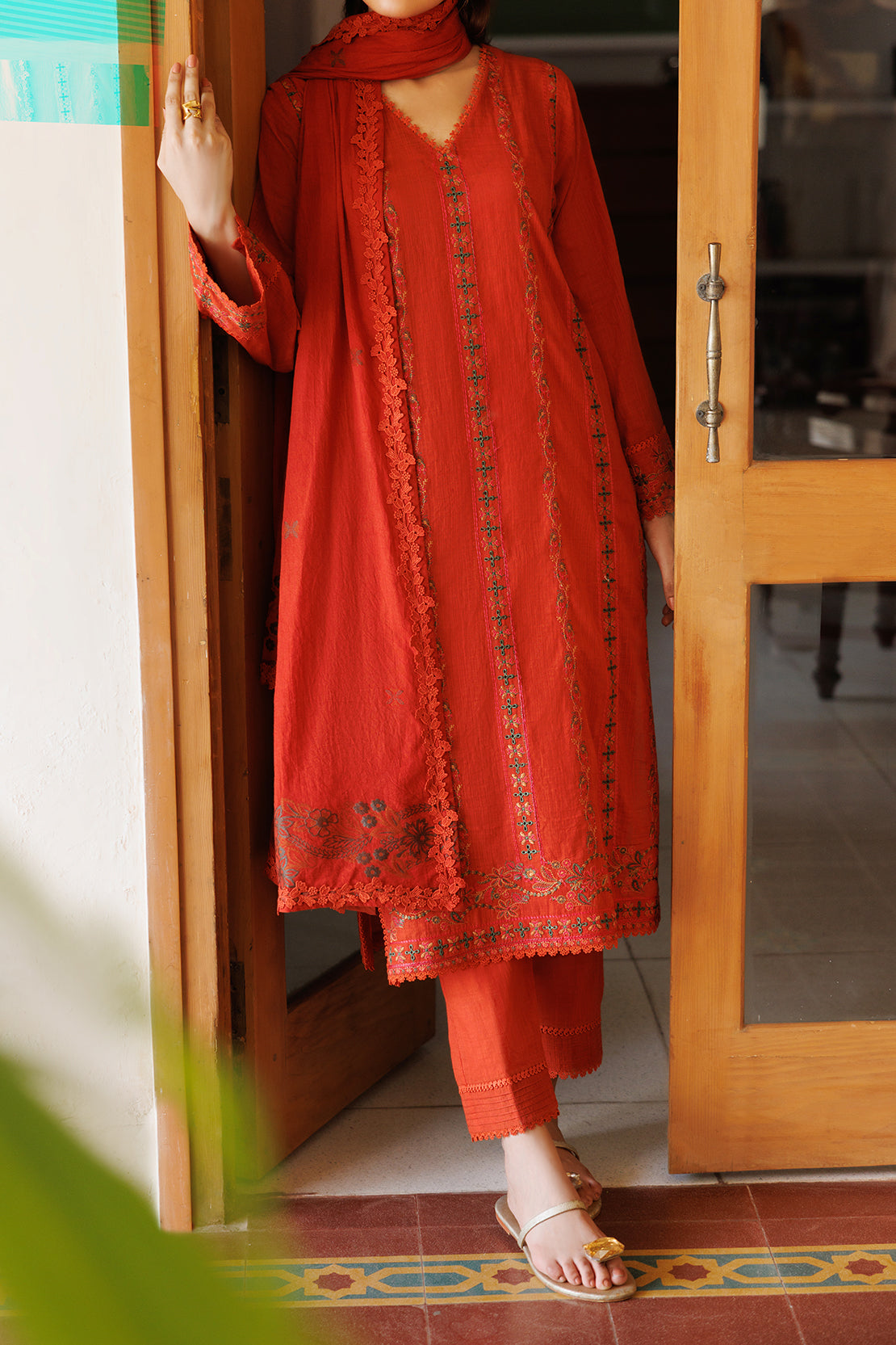 Unstitched Solid Embroidered Warm Khaddar 3 Piece120605