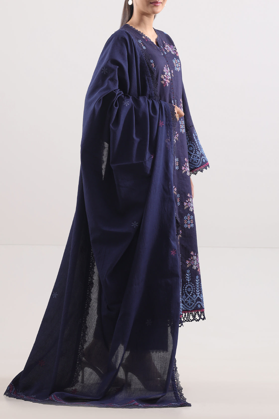 Unstitched Solid Embroidered Cotton Khaddar 3 Piece120609