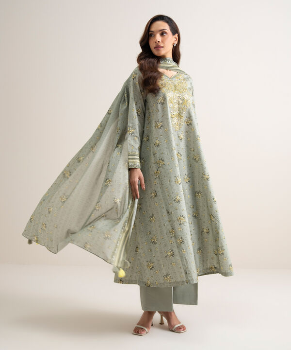 3 Piece - Embroidered Lawn Suit