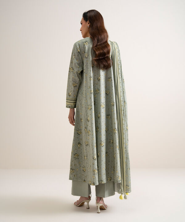 3 Piece - Embroidered Lawn Suit