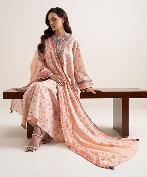 3 Piece - Embroidered Lawn Suit