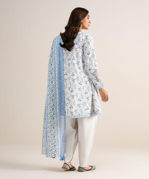 3 Piece - Printed Zari Lawn Suit
