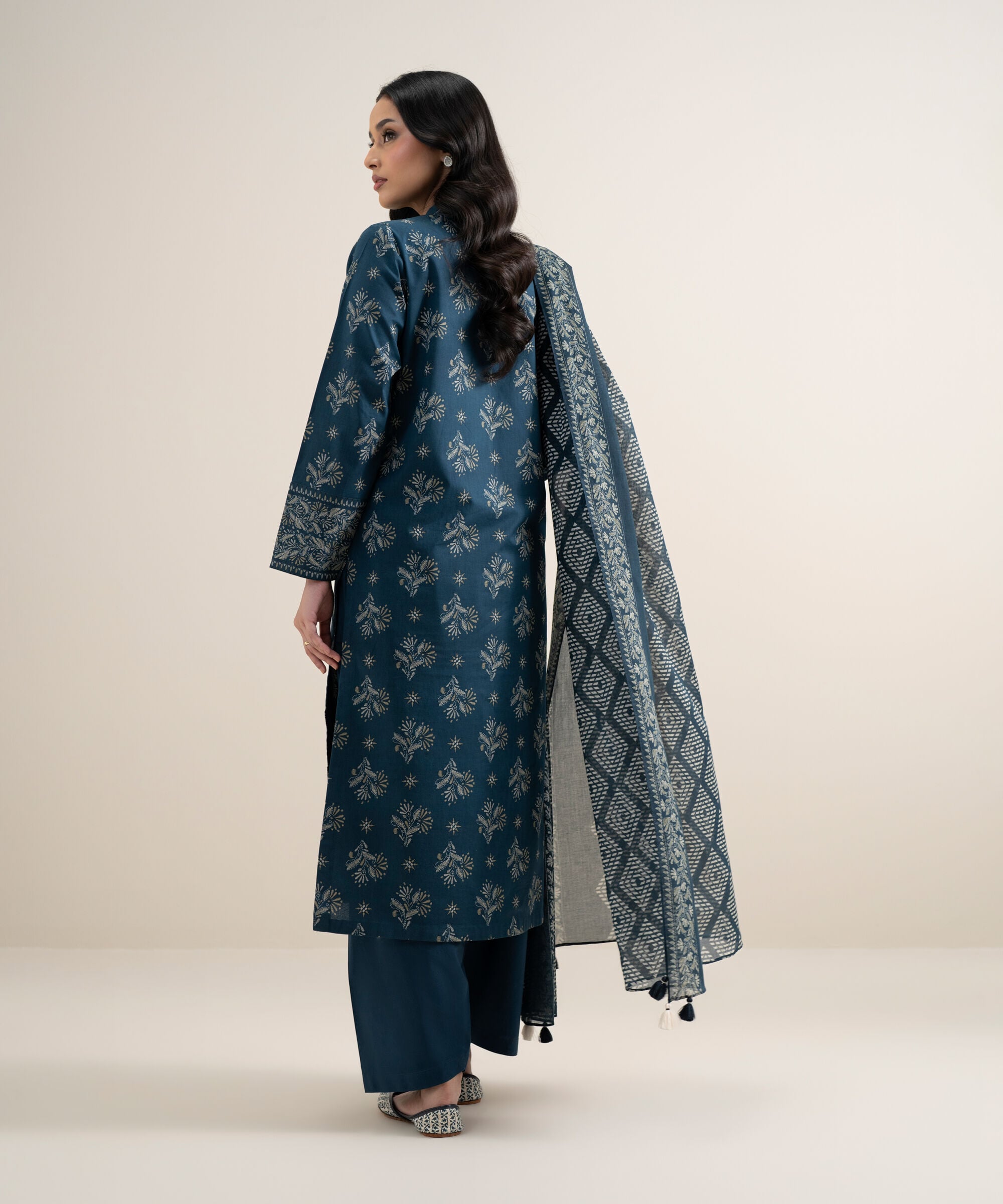 3 Piece - Printed Lawn Suit