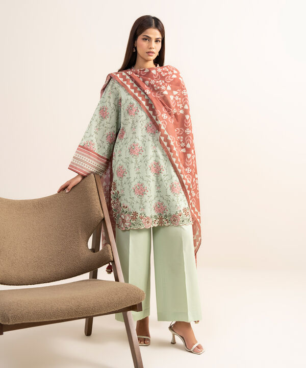 3 Piece - Embroidered Lawn Suit