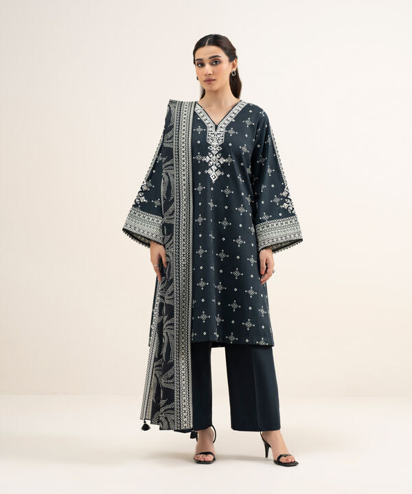 3 Piece - Embroidered Lawn Suit
