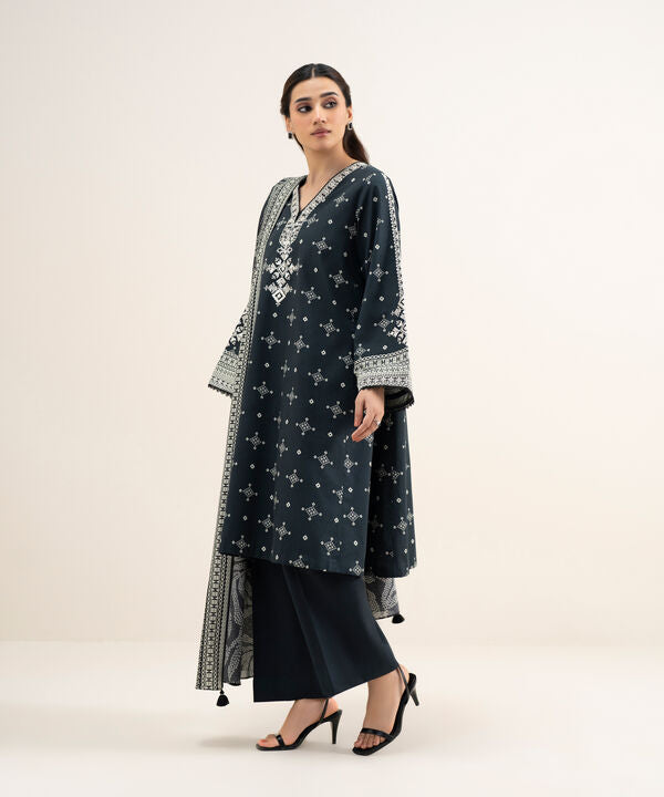 3 Piece - Embroidered Lawn Suit