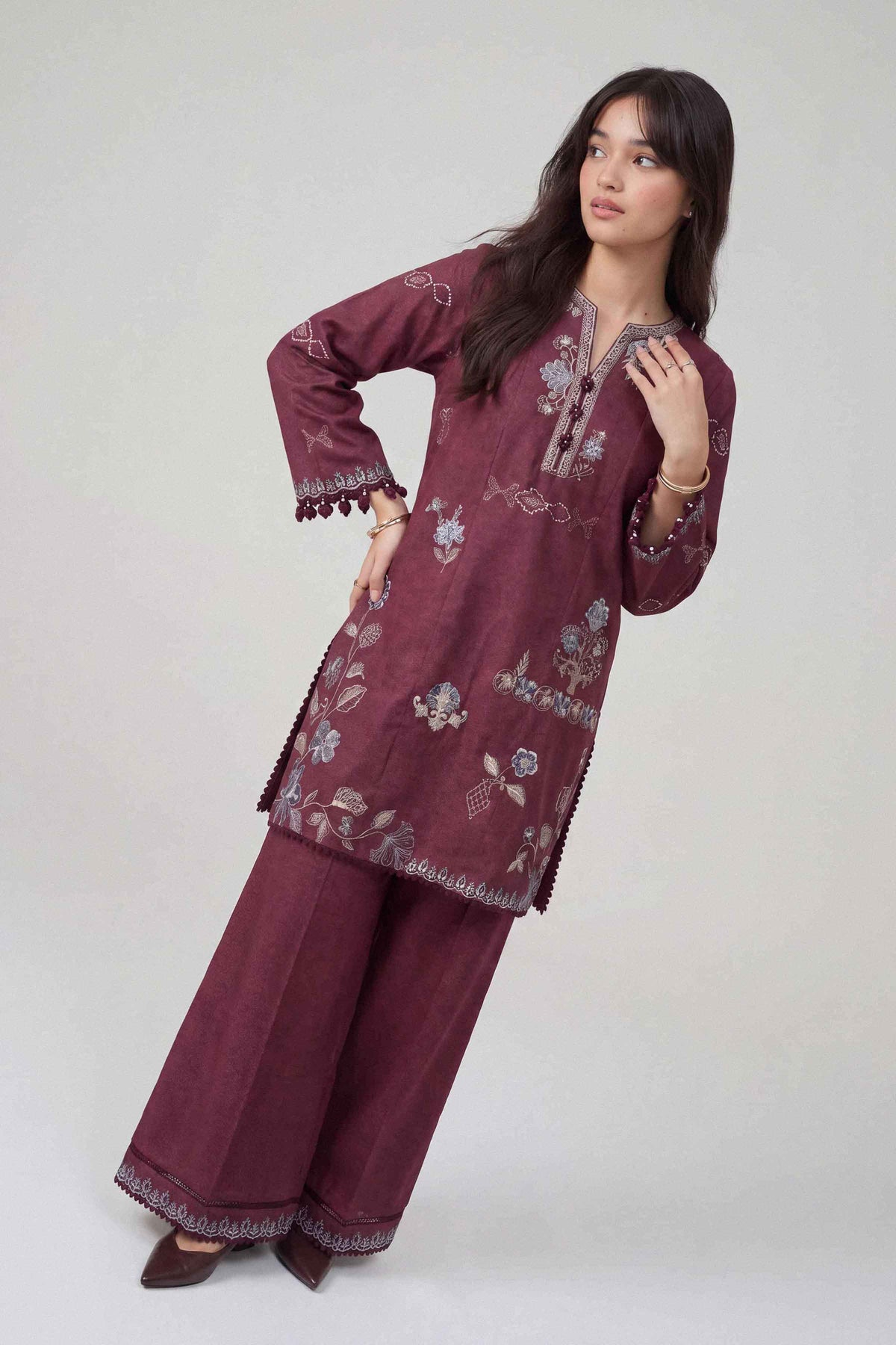 2 Piece - Embroidered Suit - U2STE-NISHA26WV1-66