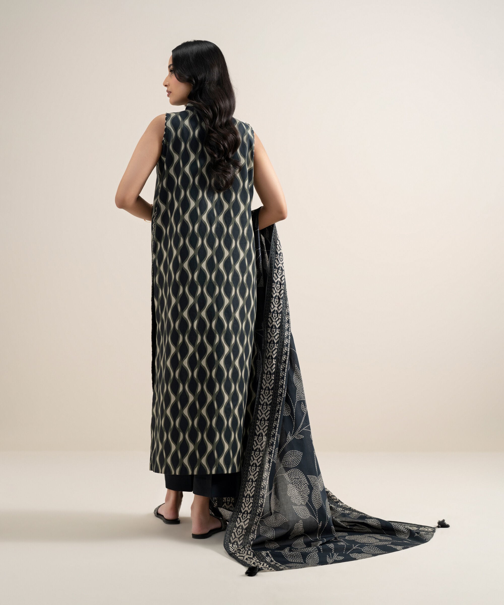 3 Piece - Printed Lawn Suit