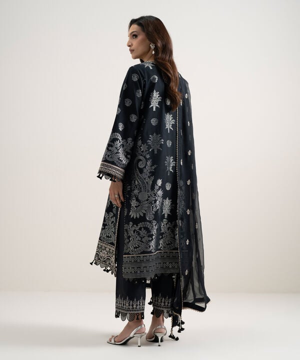 3 Piece - Embroidered Jacquard Suit
