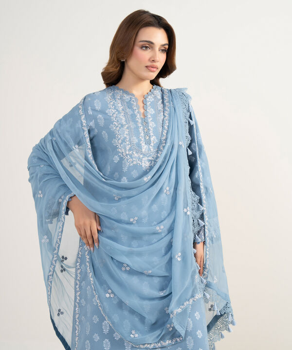 3 Piece - Embroidered Jacquard Suit