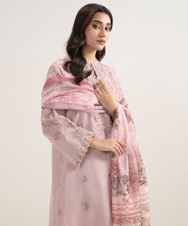 3 Piece - Embroidered Khaddi Net Suit