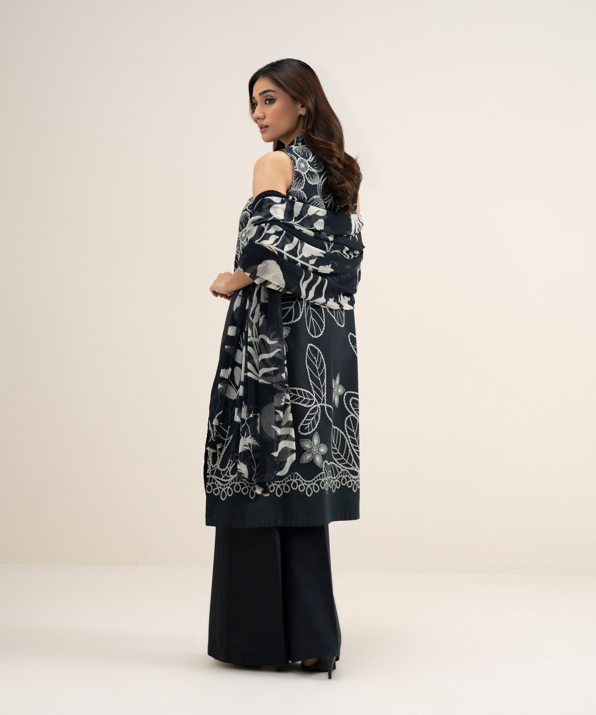 3 Piece - Printed Lawn Suit