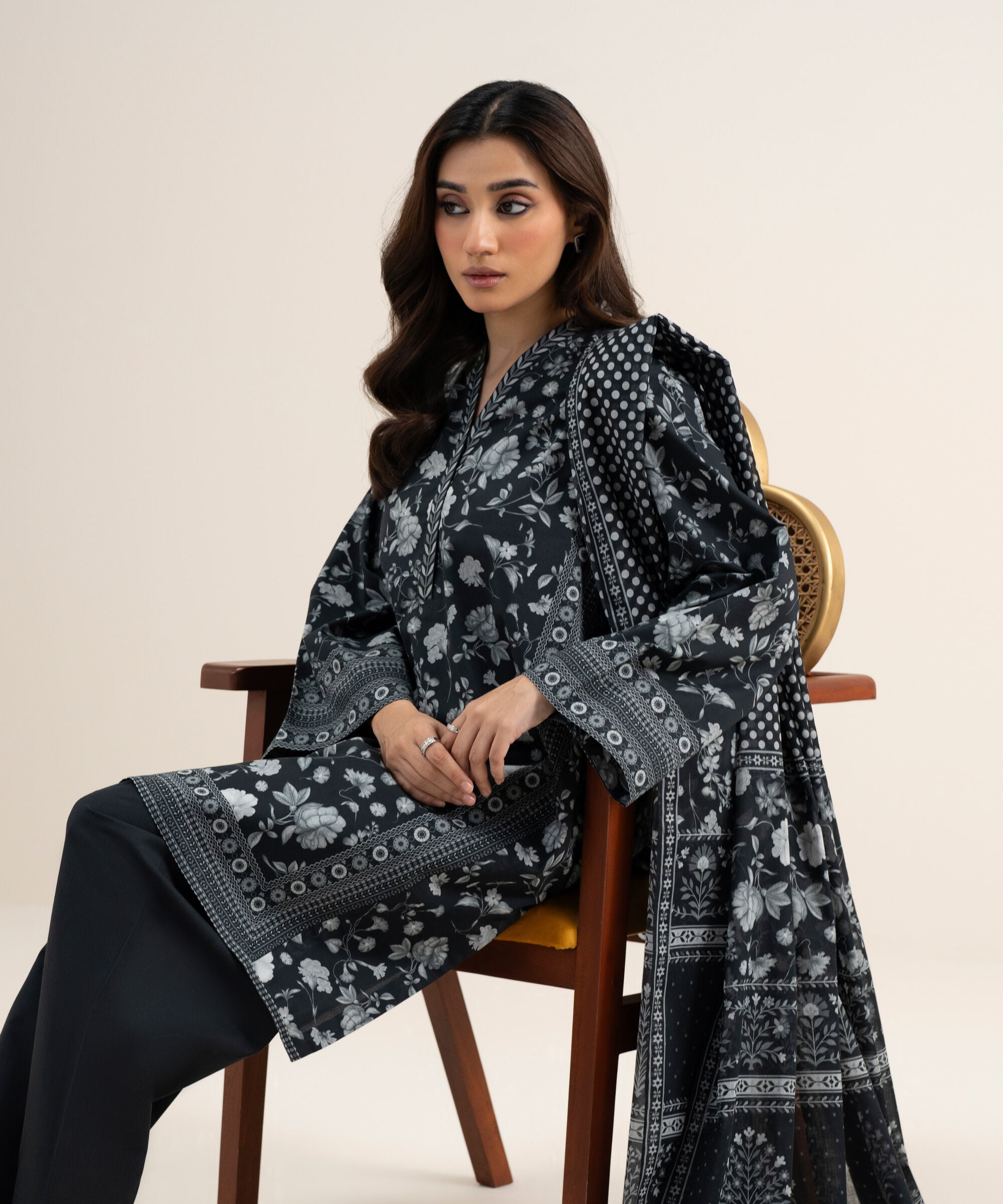 3 Piece - Printed Lawn Suit