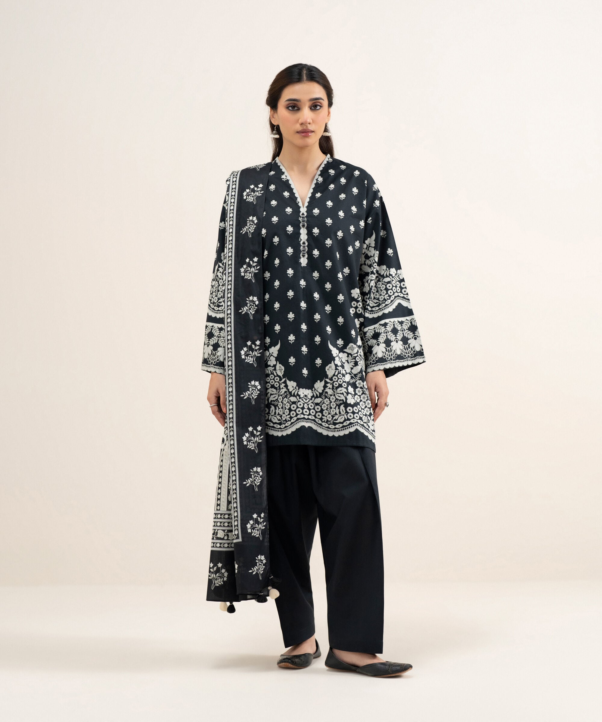 3 Piece - Printed Lawn Suit