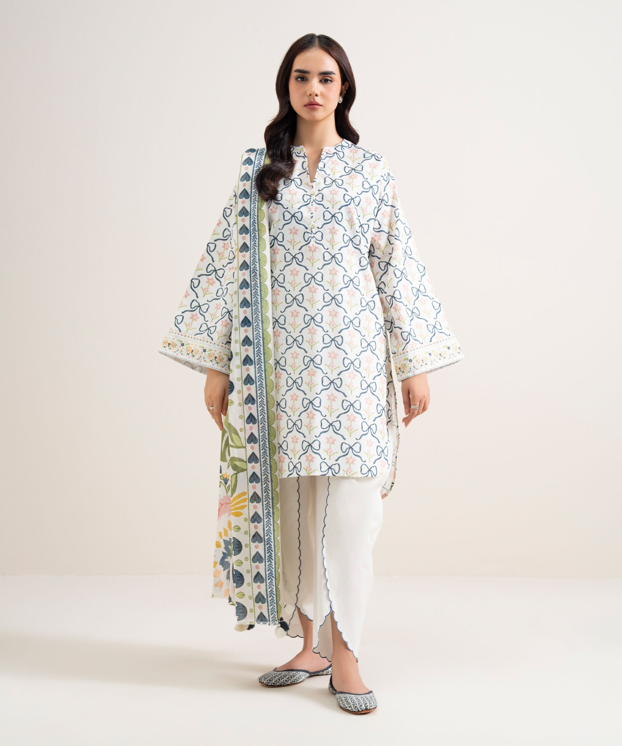 3 Piece - Printed Lawn Suit U3PDDS26V614