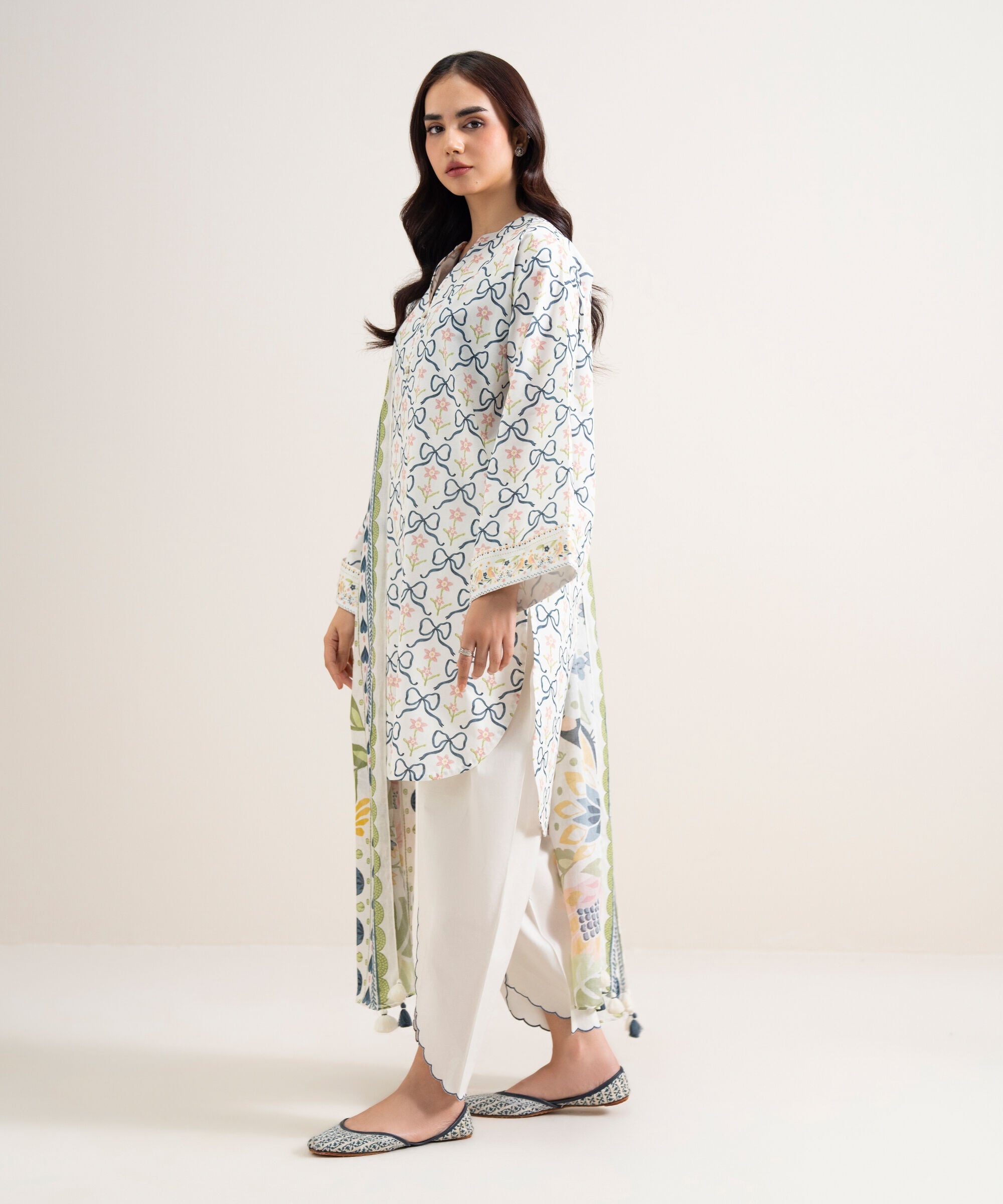 3 Piece - Printed Lawn Suit U3PDDS26V614