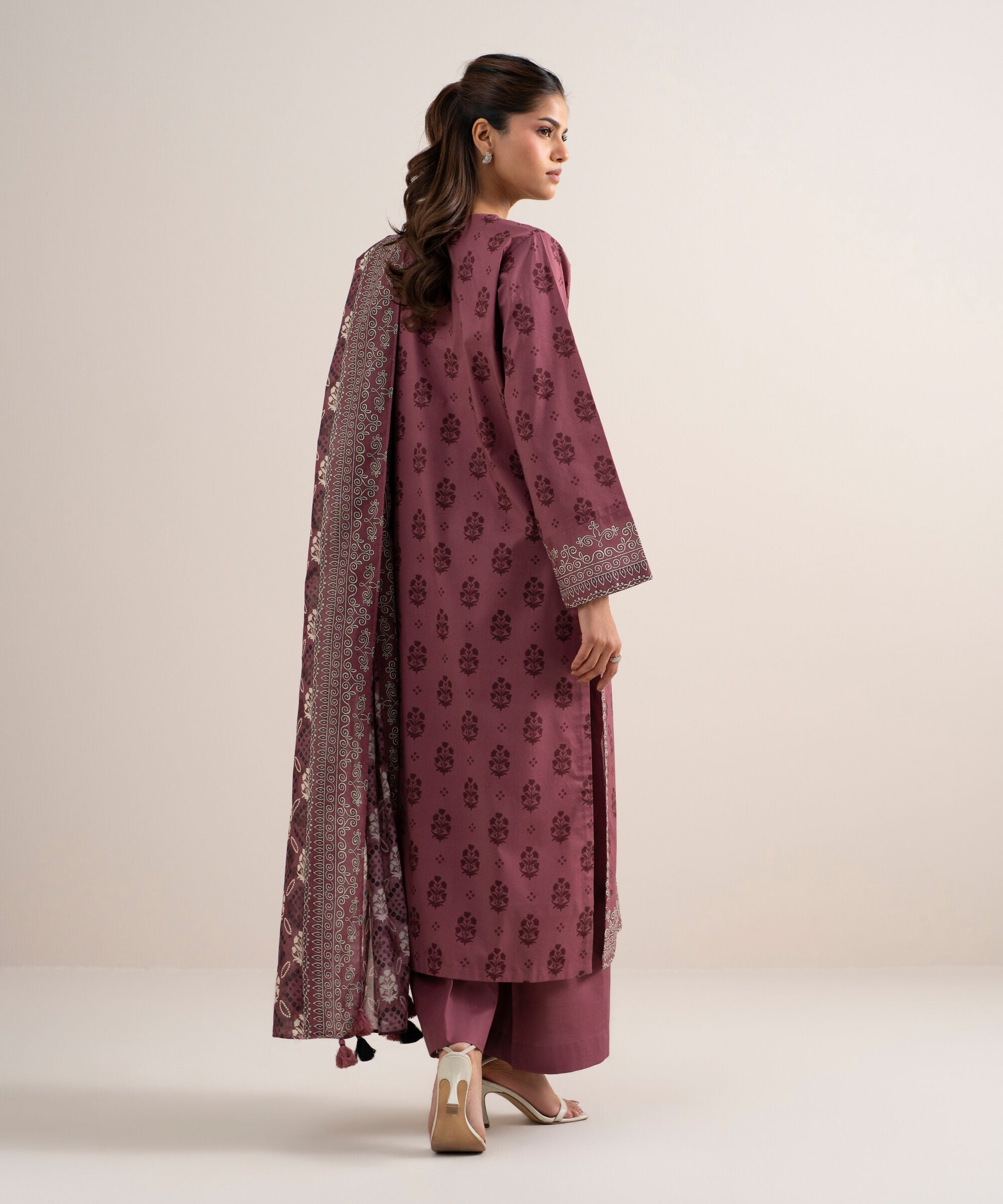 Unstitched 3 PC U3PDDS26V636