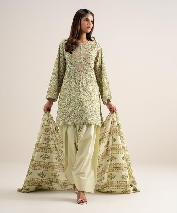 3 Piece - Embroidered Lawn Suit