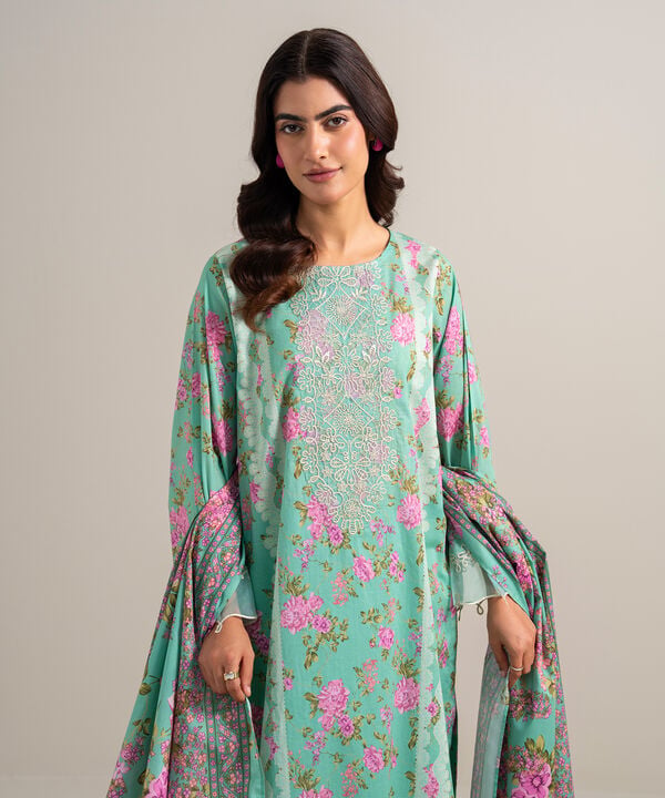 3 Piece - Embroidered Lawn Suit
