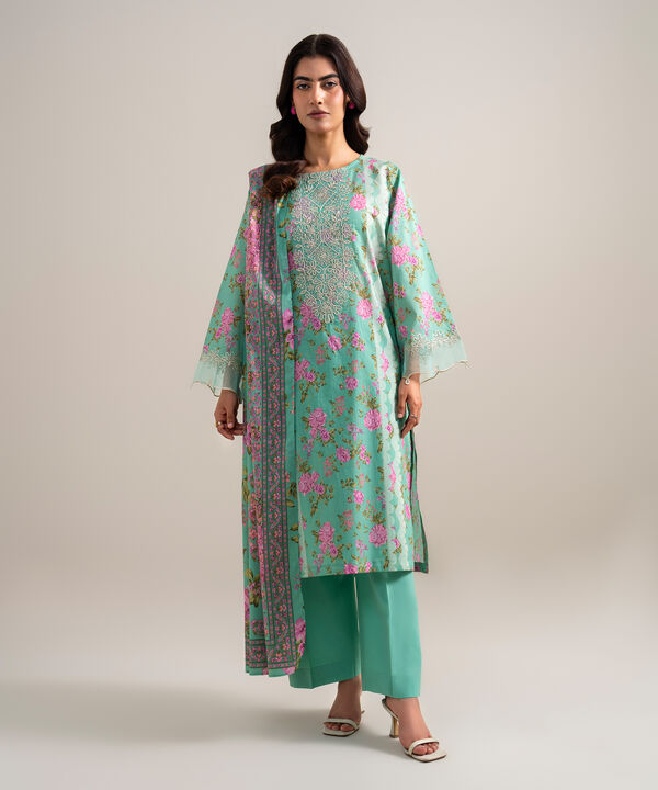 3 Piece - Embroidered Lawn Suit