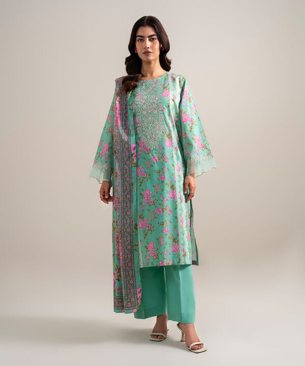 3 Piece - Embroidered Lawn Suit