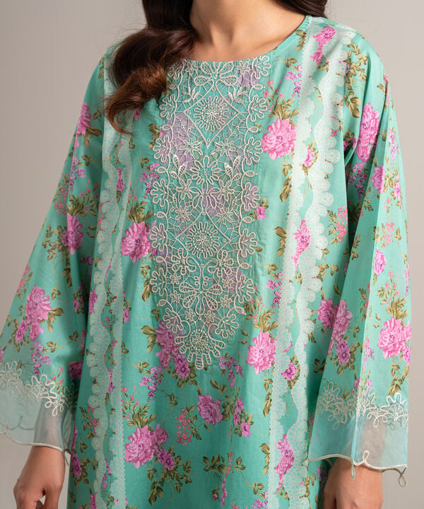 3 Piece - Embroidered Lawn Suit