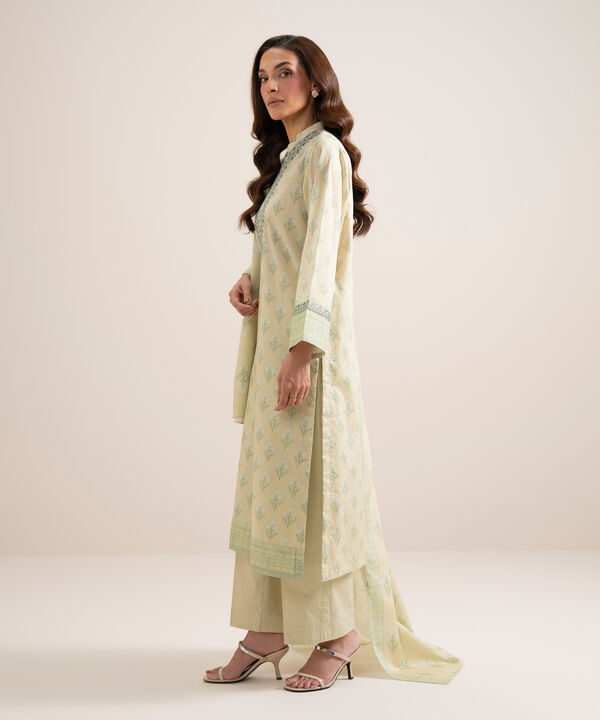 3 Piece - Embroidered Lawn Suit