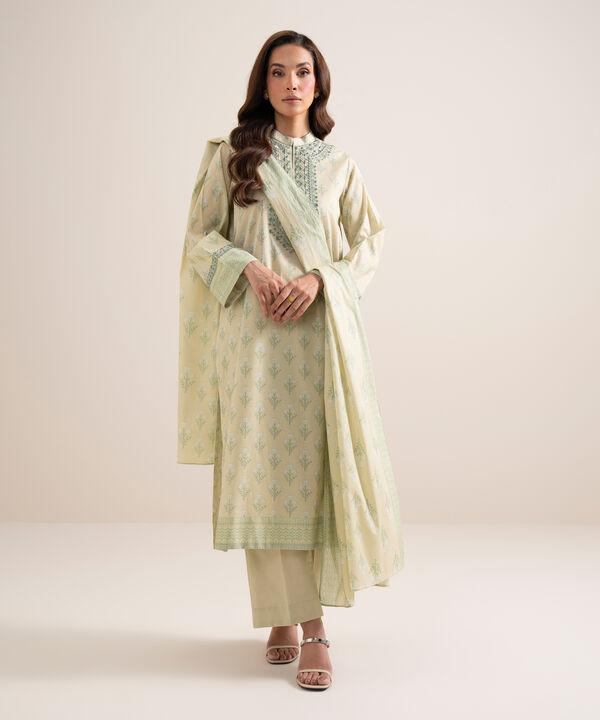 3 Piece - Embroidered Lawn Suit