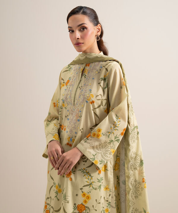 3 Piece - Embroidered Lawn Suit