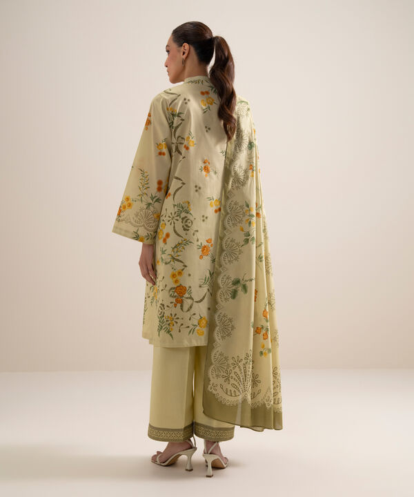 3 Piece - Embroidered Lawn Suit