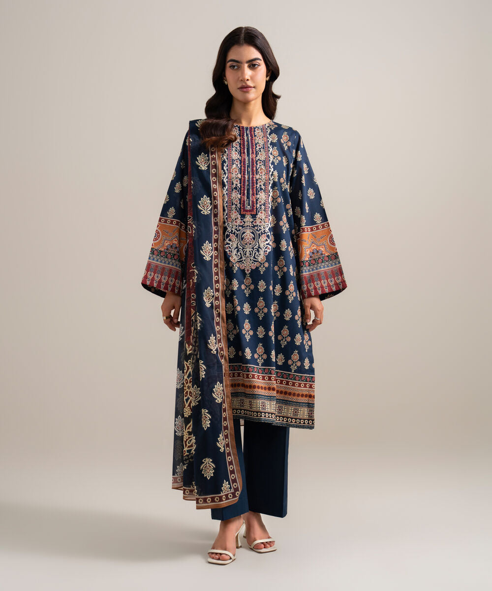3 Piece - Embroidered Lawn Suit