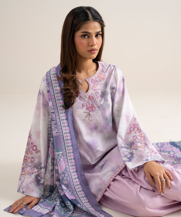 3 Piece - Embroidered Lawn Suit