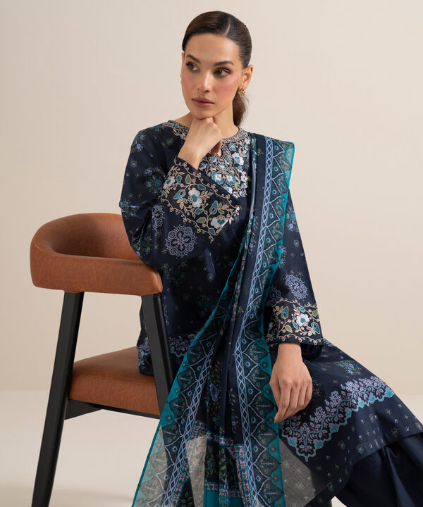 3 Piece - Embroidered Lawn Suit