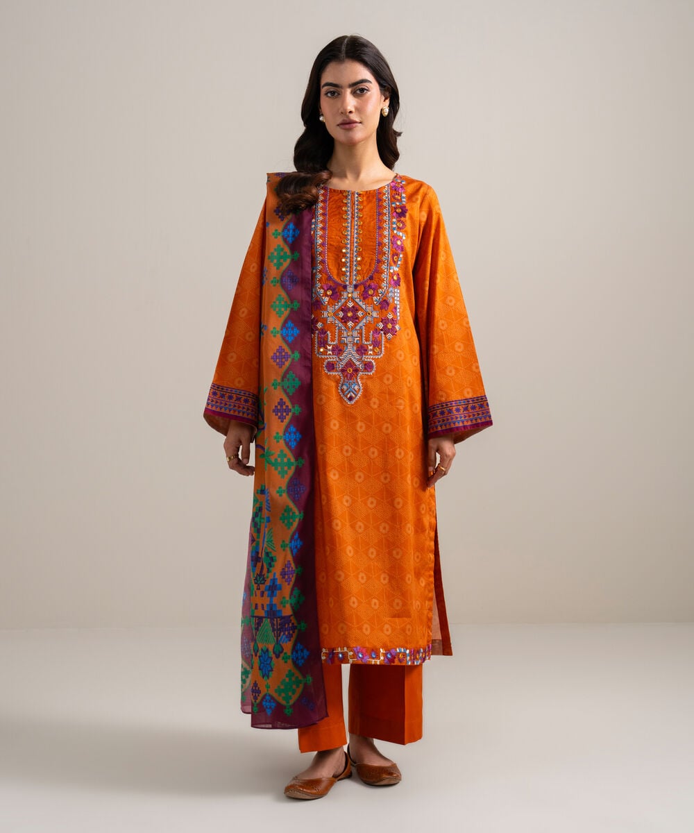 3 Piece - Embroidered Lawn Suit
