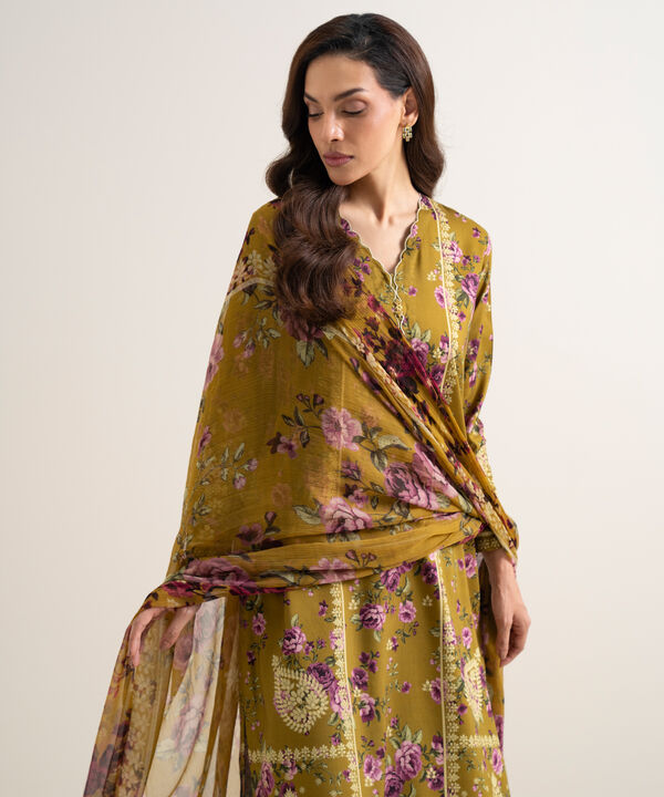 3 Piece - Printed Arabic Lawn Suit