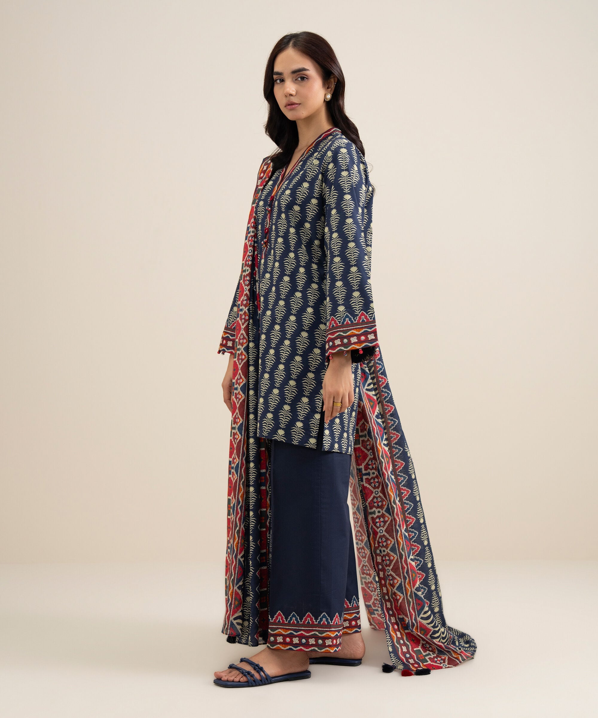 Unstitched 3 PC U3PDYS26V618