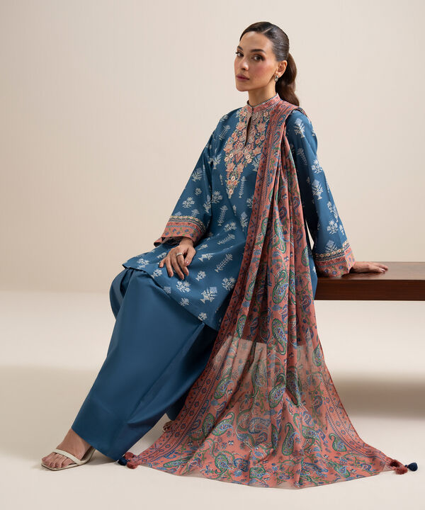 3 Piece - Embroidered Lawn Suit