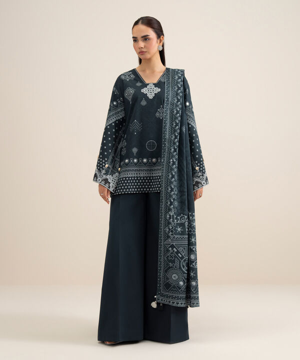 3 Piece - Embroidered Lawn Suit