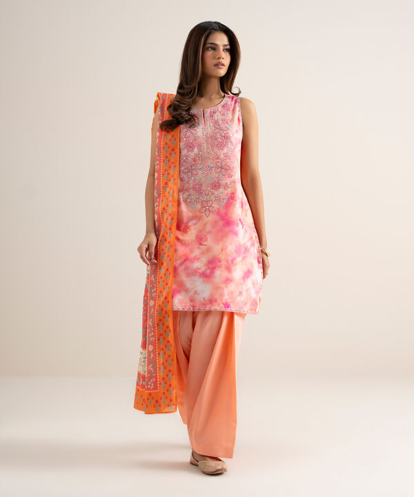 3 Piece - Embroidered Lawn Suit