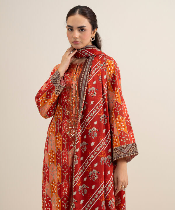 3 Piece - Embroidered Lawn Suit