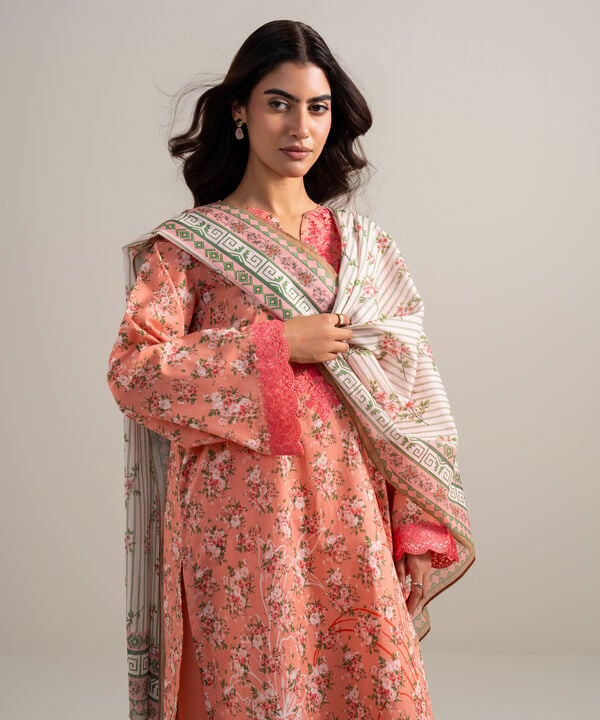 3 Piece - Embroidered Lawn Suit